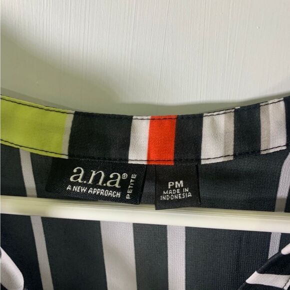 A.n.a. Petite Medium Multicolor Stripe‎ Blouse - Picture 4 of 5